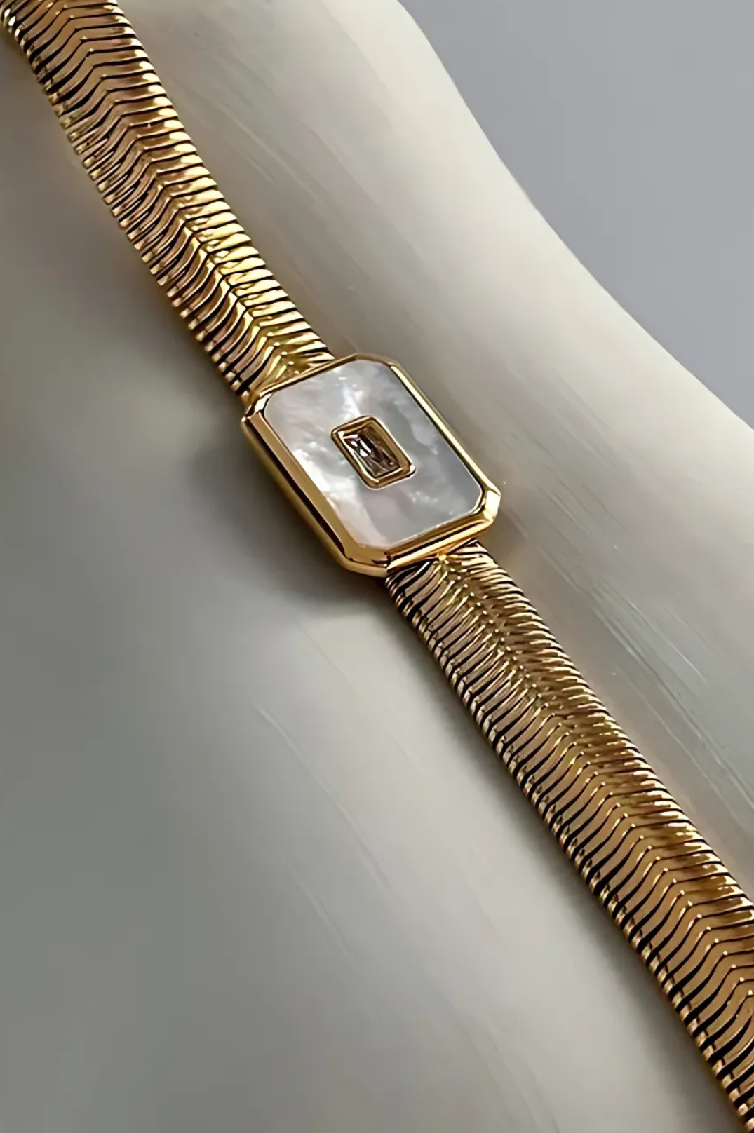 Donatella Bracelet | White1 8K Gold Plated