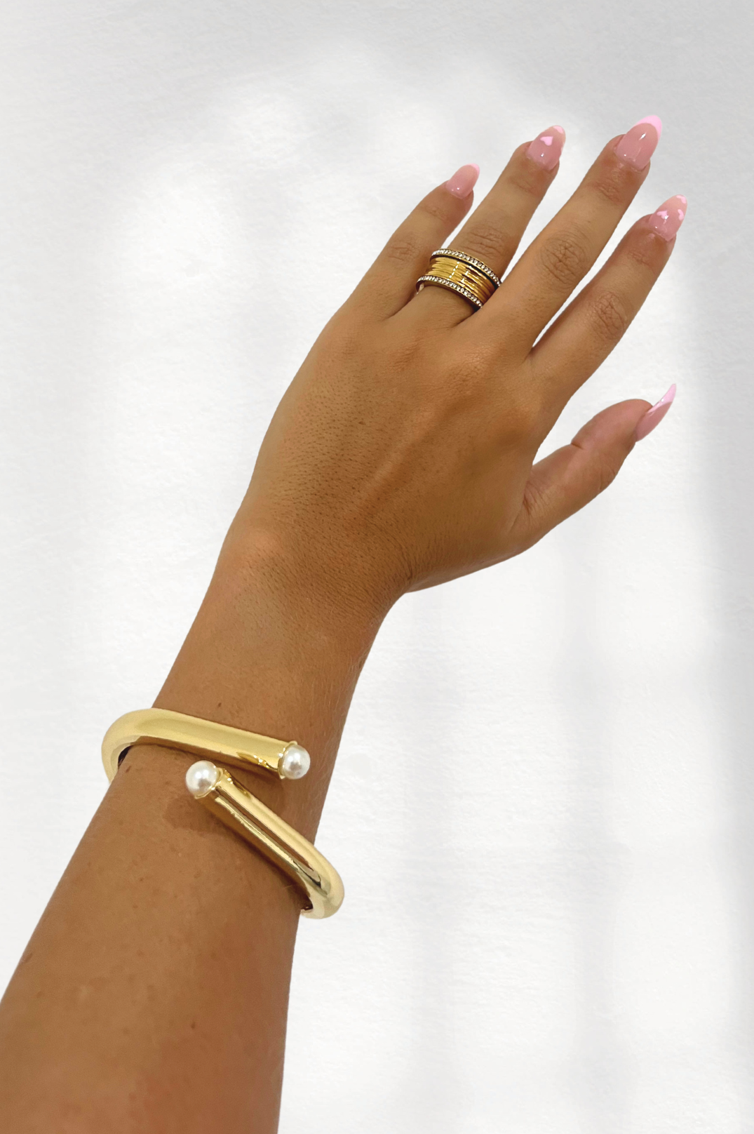 Sloane Pearl Bangle | 18K Gold Plated