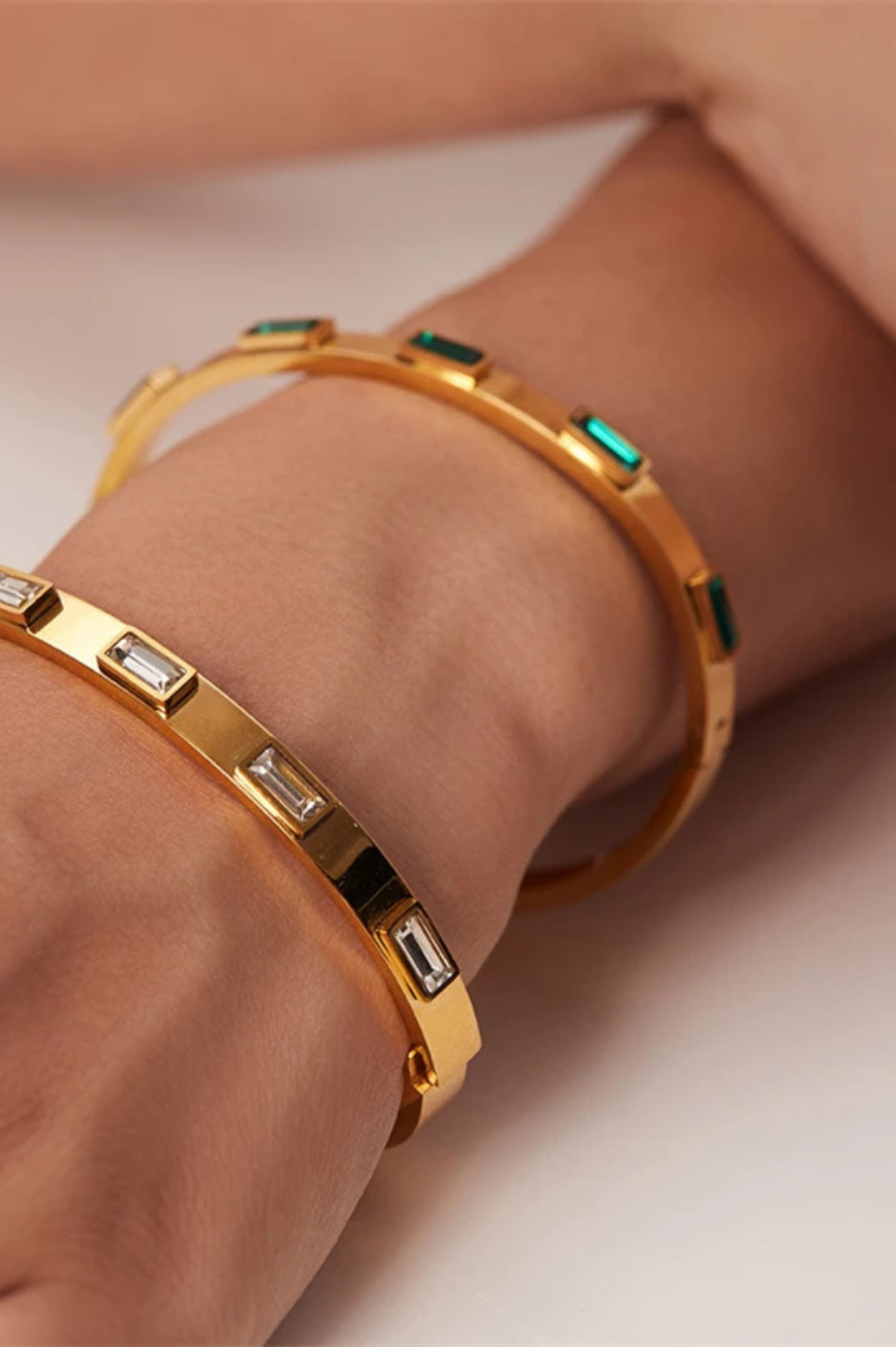 NEW - Sarcelles Bangle Stack Emerald | 18K Gold Plated