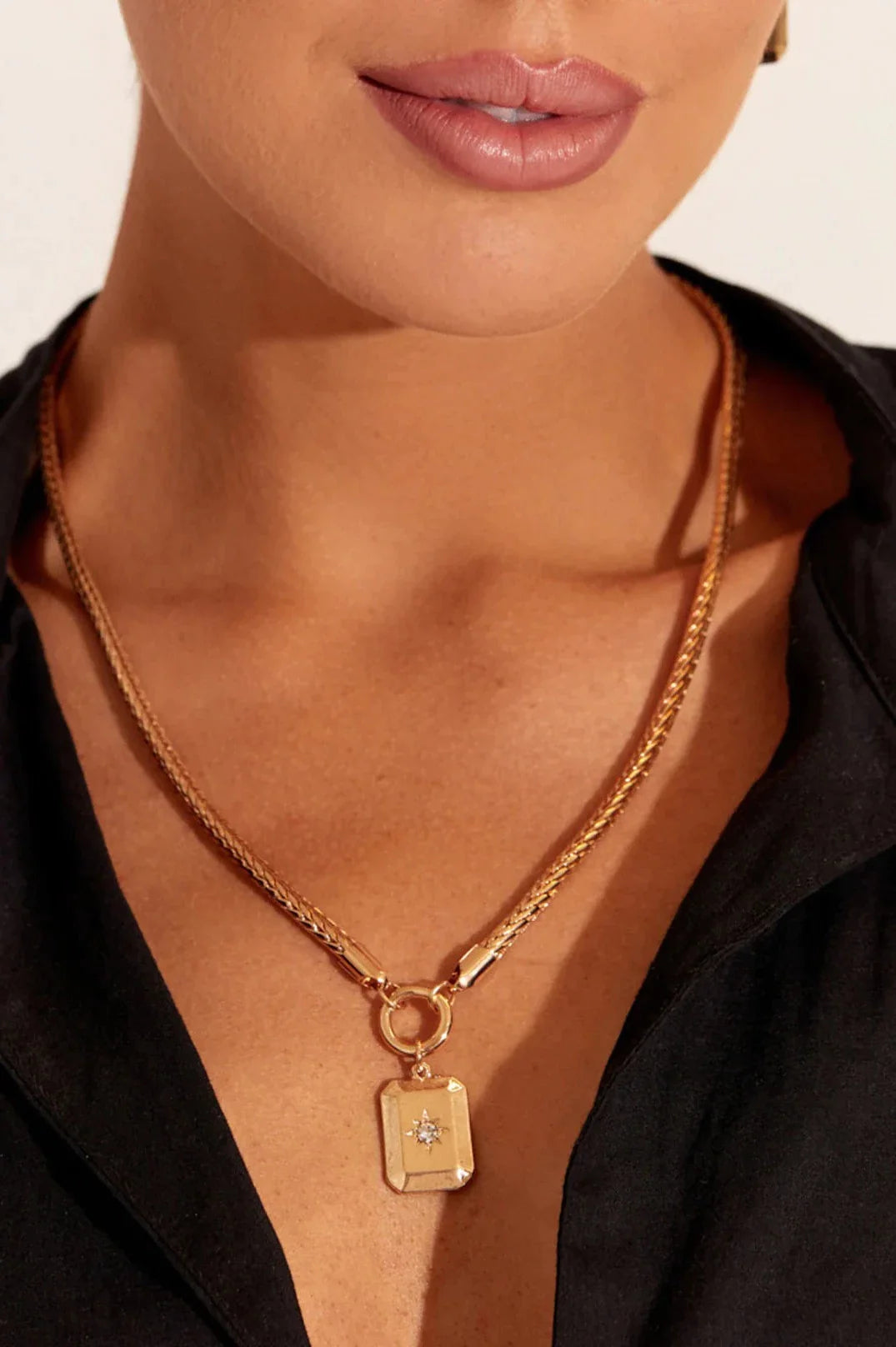 Star Disc Earrings | Gold