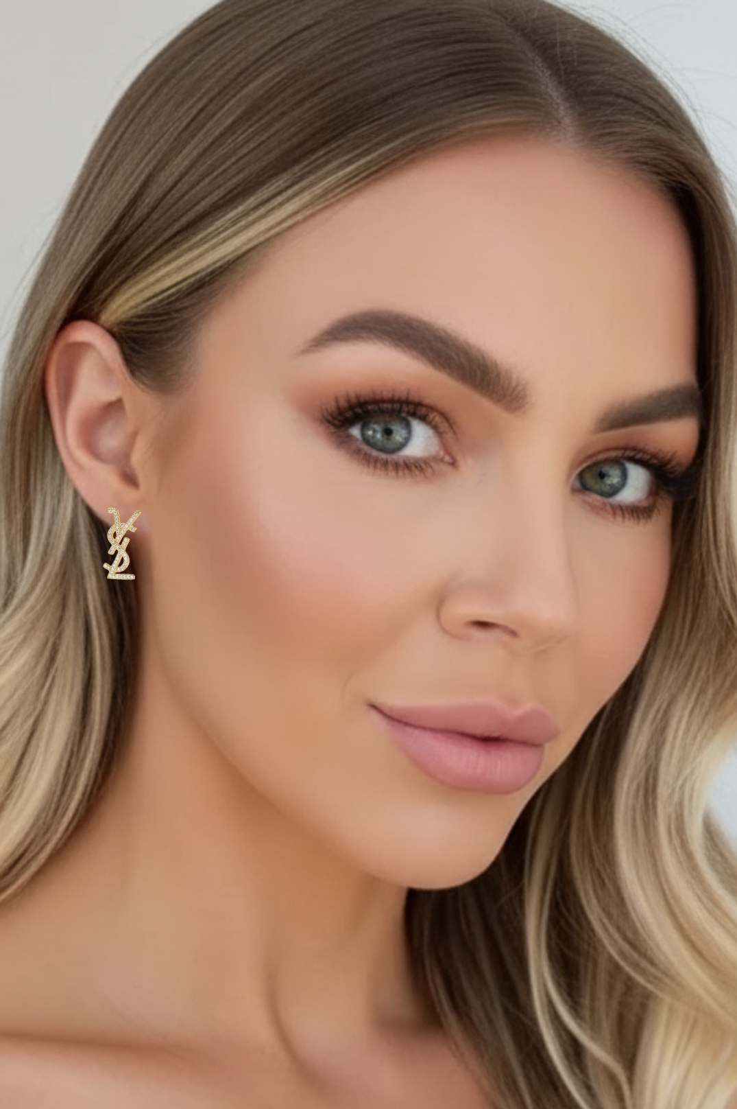 Saint Earrings 2cm | 18K Gold Plated