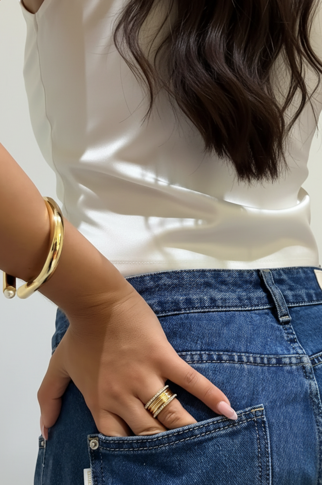 Sloane Pearl Bangle | 18K Gold Plated