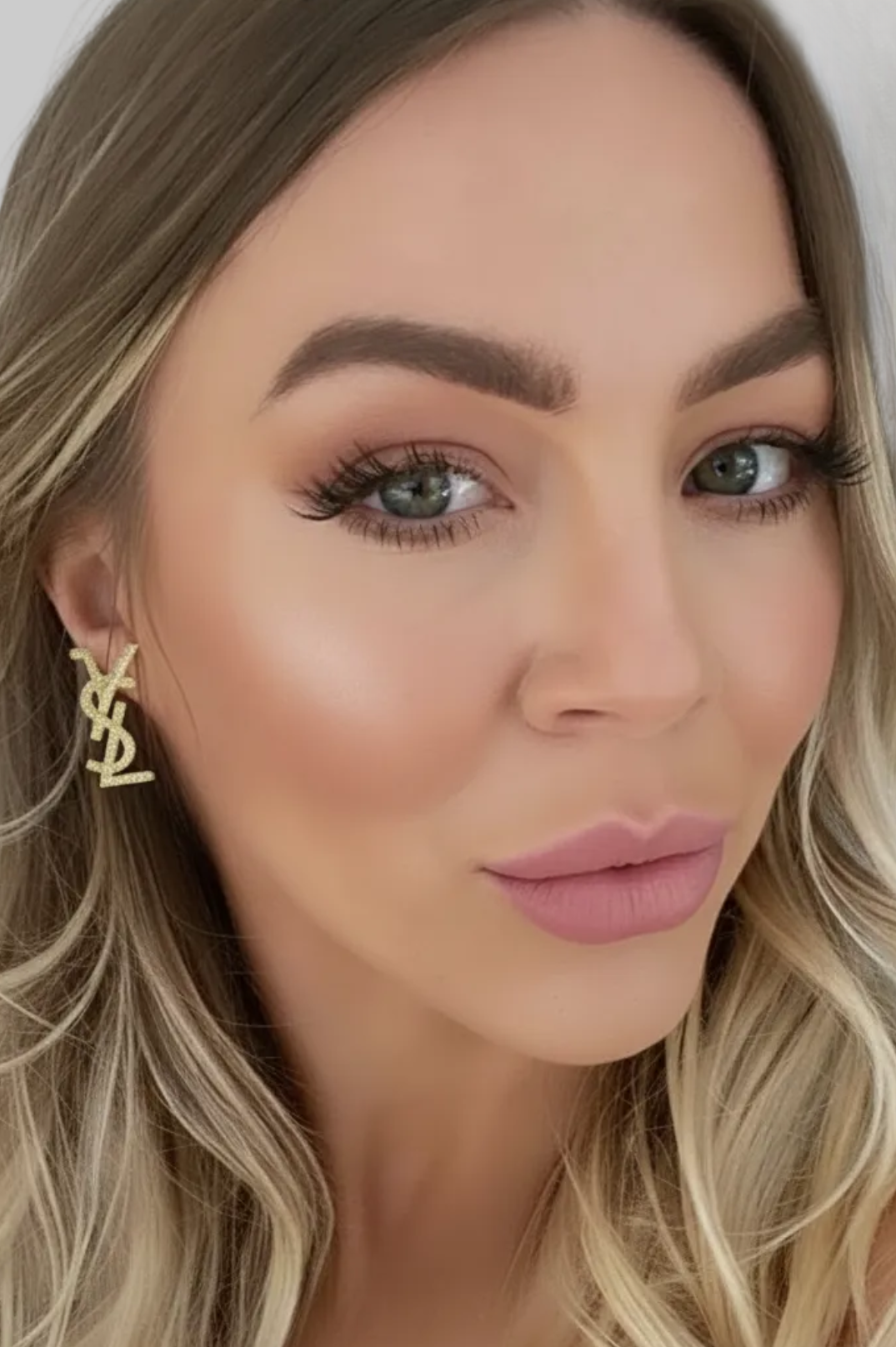 Saint Earrings 3cm | 18K Gold Plated