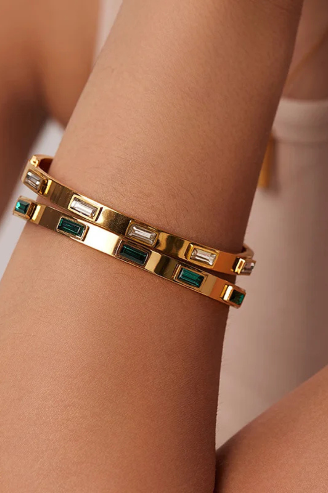 NEW - Sarcelles Bangle Stack Emerald | 18K Gold Plated